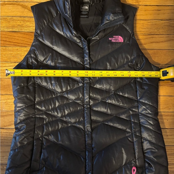 The NorthFace Down 550 Puffy Vest Breast Cancer Awareness Ribbon Edition - Picture 7 of 7